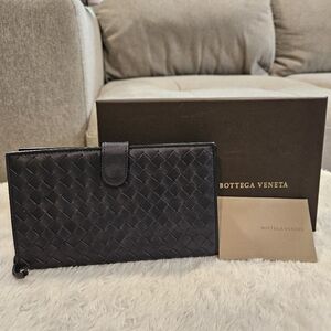 Bottega Veneta Blue Wallet 💙 EUC